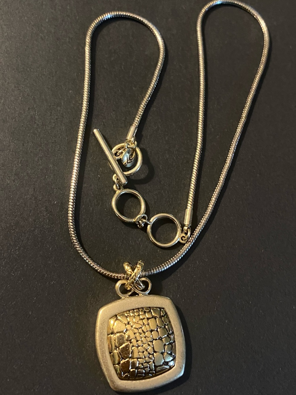 Vintage Liz Claiborne Snake Chain Necklace Gold Square Reptile Pattern Pendant